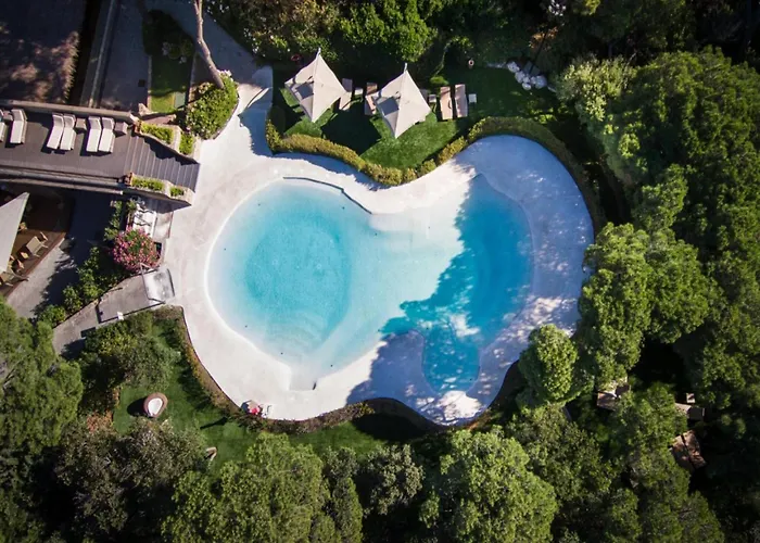 Modernes Mit Gemeinschaftlichen Pool Apartment