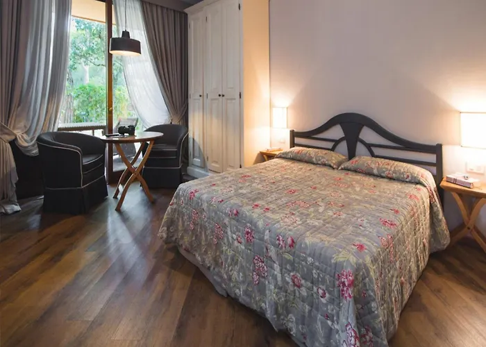 Modernes Mit Gemeinschaftlichen Pool * Castiglione della Pescaia